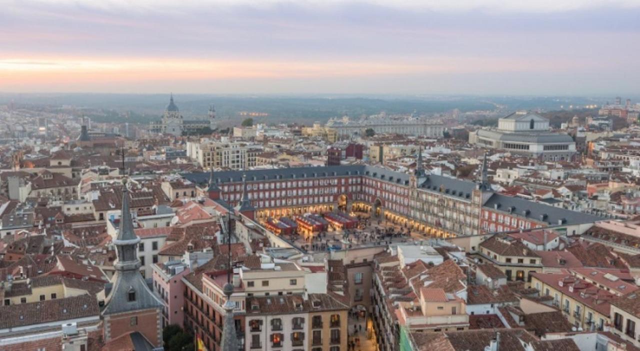 Apartamento Plaza Mayor III En Madrid Exterior photo